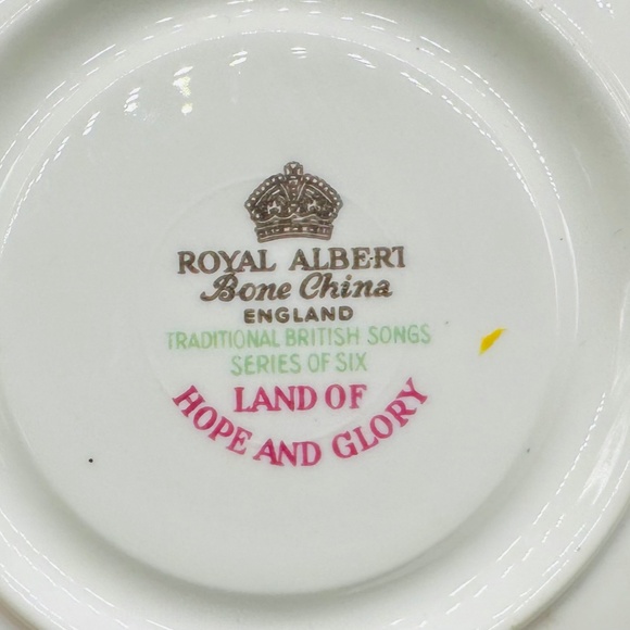 Royal Albert Traditional British Songs Series Land of Hope and Glory Tea Cup Set - Picture 5 of 5